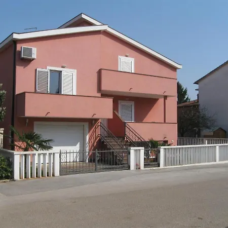 Appartement With A Parking Space - 2548