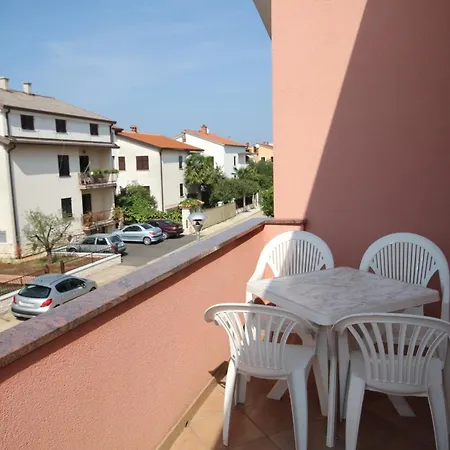 Appartement With A Parking Space - 2548