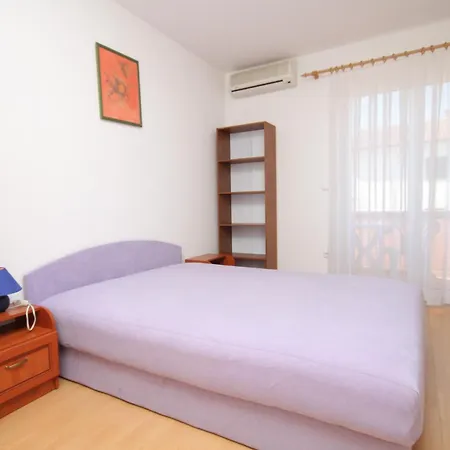 Appartement With A Parking Space - 2548